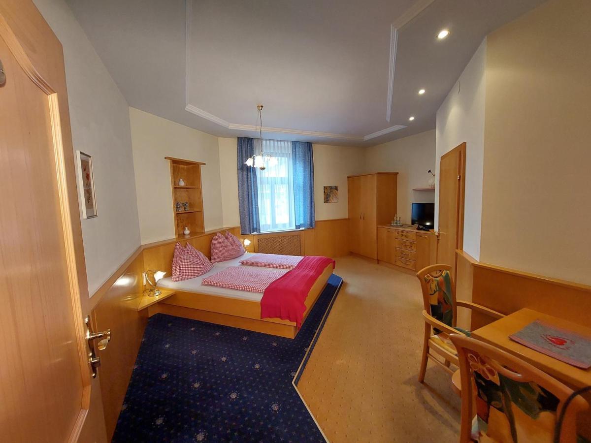 3 Raben - Leoben - Zimmer Fuer Geschaeftsreisende, Urlauber, Monteure Und Handwerker, Polski Pensjonat Austria Dış mekan fotoğraf