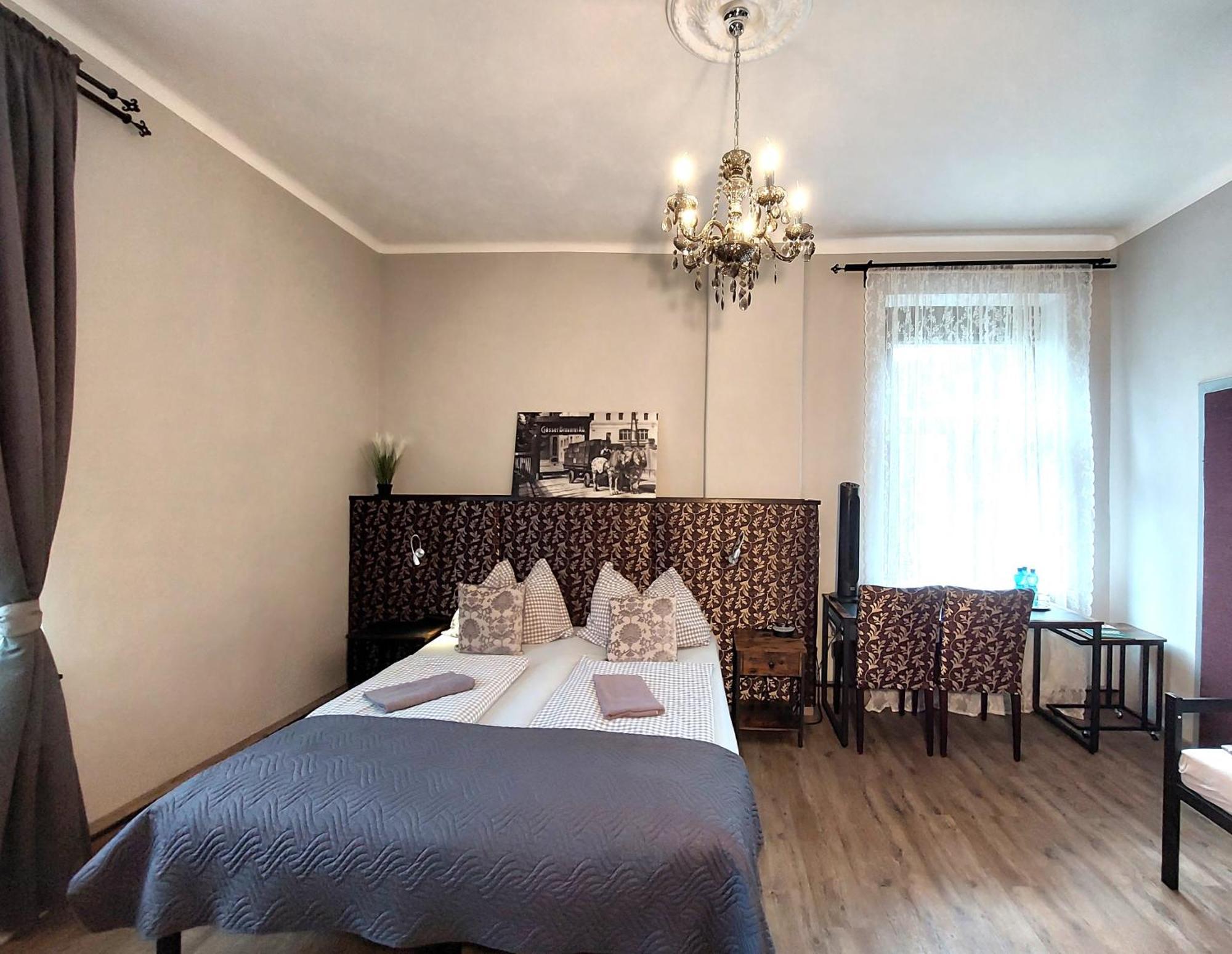 3 Raben - Leoben - Zimmer Fuer Geschaeftsreisende, Urlauber, Monteure Und Handwerker, Polski Pensjonat Austria Dış mekan fotoğraf