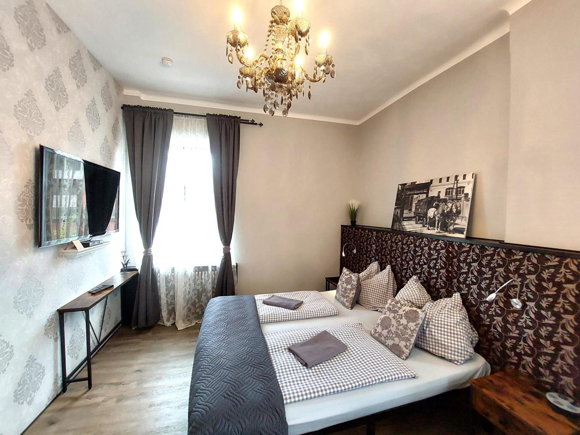 3 Raben - Leoben - Zimmer Fuer Geschaeftsreisende, Urlauber, Monteure Und Handwerker, Polski Pensjonat Austria Dış mekan fotoğraf
